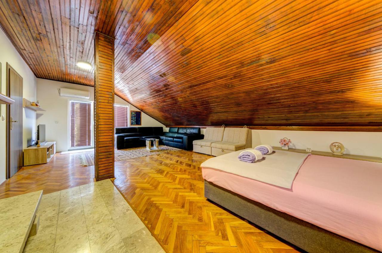 Castelomi Appartement *