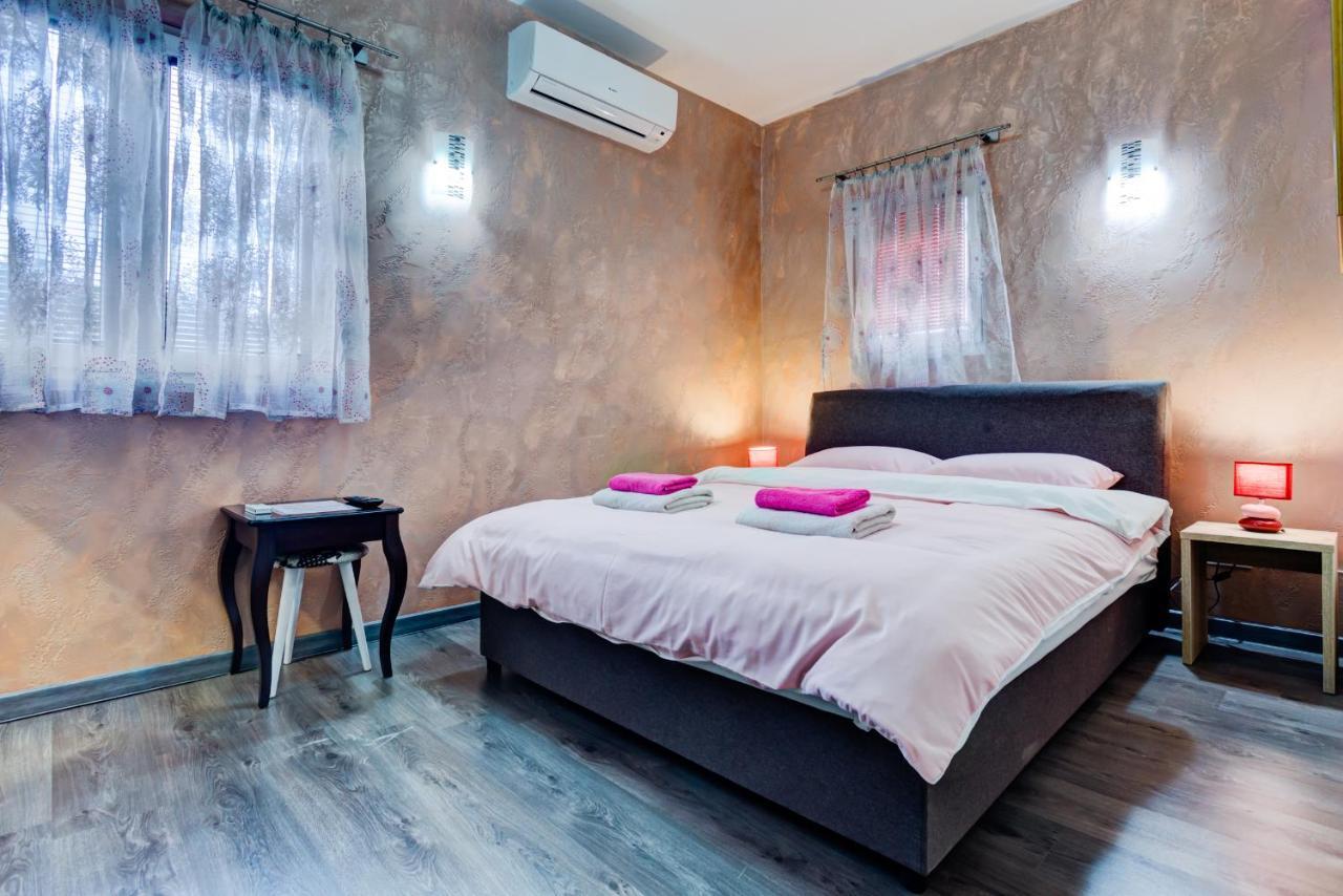 Castelomi Appartement *